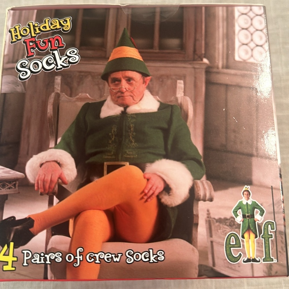 Elf Socks - Picture 3 of 5